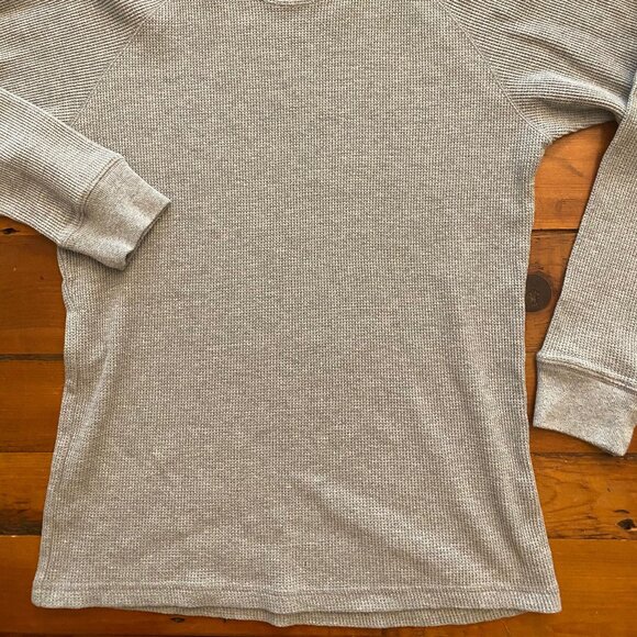 MENS SUN & STONE HEATHER GRAY LONG SLEEVE WAFFLE KNIT THERMAL TOP SIZE L - NWOT - Picture 2 of 4